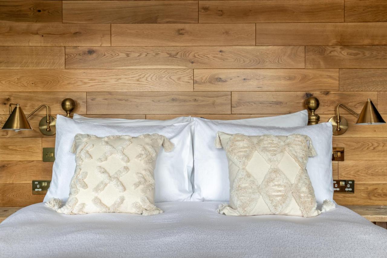 Alba - Charming Boutique Forest View Cabin With Hot Tub In Ballater Eksteriør billede