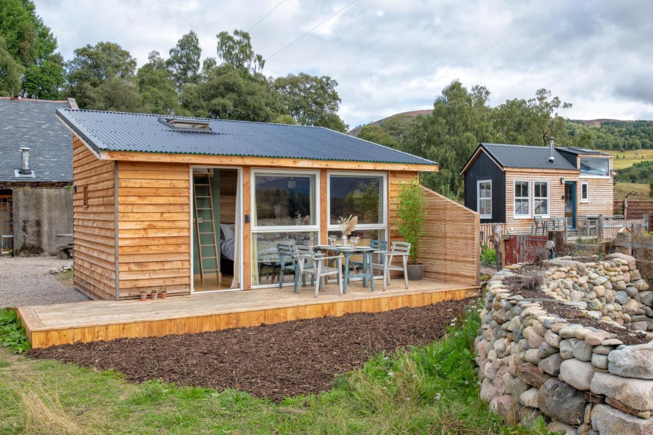 Alba - Charming Boutique Forest View Cabin With Hot Tub In Ballater Eksteriør billede