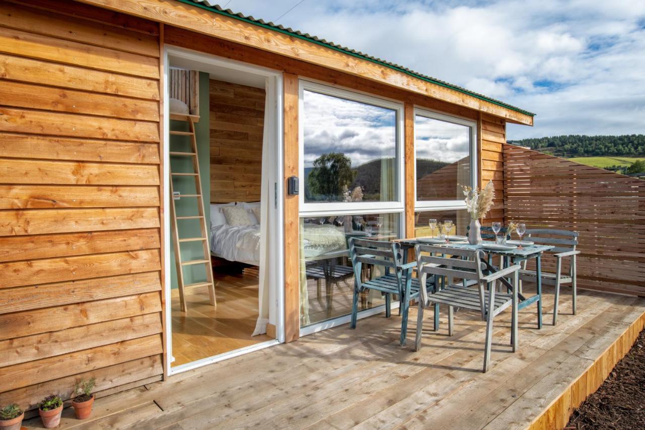 Alba - Charming Boutique Forest View Cabin With Hot Tub In Ballater Eksteriør billede